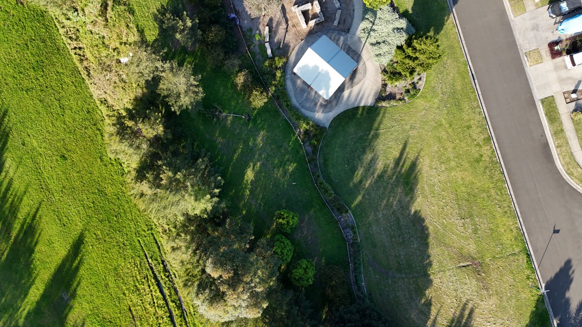 Drone 3d model of Queenie and me On The Mark Electrical Contractor in escarpment dr Aerial drone 3d model in Calderwood, Nsw, AU