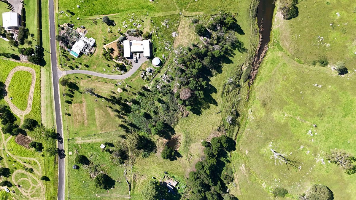 Drone 3d model of Relax at Rowdygoose Farm Two Bedroom House ubrihien design com in bermagui rd Aerial drone 3d model in Coolagolite, Nsw, AU