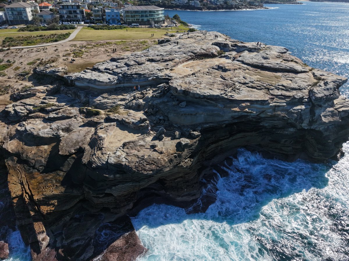 Drone 3d model of Caves Marine Parade Lookout in jack vanny reserve Aerial drone 3d model in Maroubra, Nsw, AU