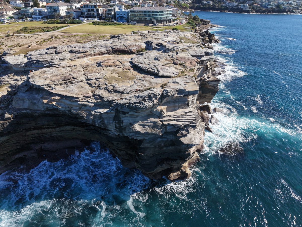 Drone 3d model of Caves Marine Parade Lookout in jack vanny reserve Aerial drone 3d model in Maroubra, Nsw, AU