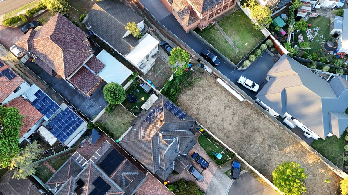 Drone 3d model of PrimeStrokes Painting A Dragonfly Importing Exporting Pty ltd in hilltop rd Aerial drone 3d model in Merrylands, Nsw, AU