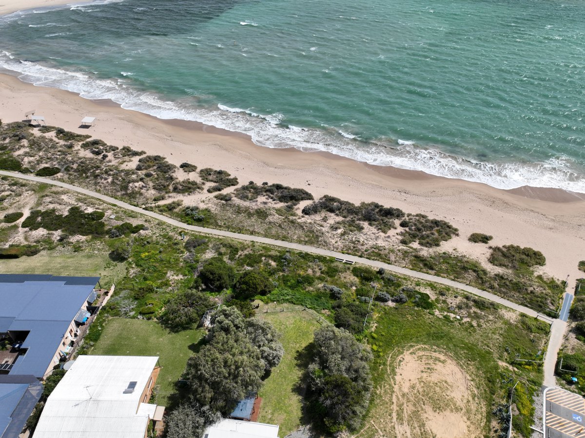 Drone 3d model of Stewart St Parking Villa Sea Esta in town beach Aerial drone 3d model in Mandurah, Wa, AU