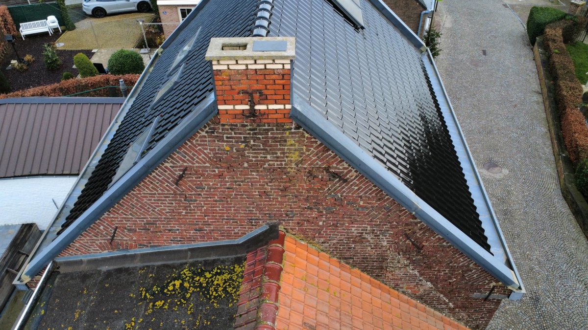 Drone 3d model of Foto Kast Cemetery in Vollezele Aerial drone 3d model in Pajottegem, Vlaanderen, BE