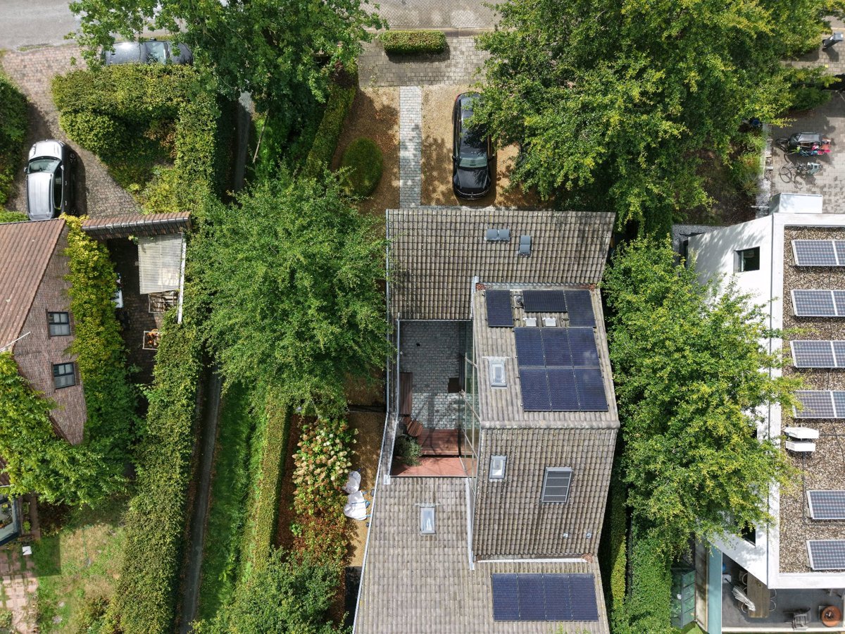 Thumbnail preview for 3D Drone Model of Advocatenkantoor Gregory Wilkin B V Bvba Dichten Van Kelders in Zoersel, Vlaanderen, Belgium