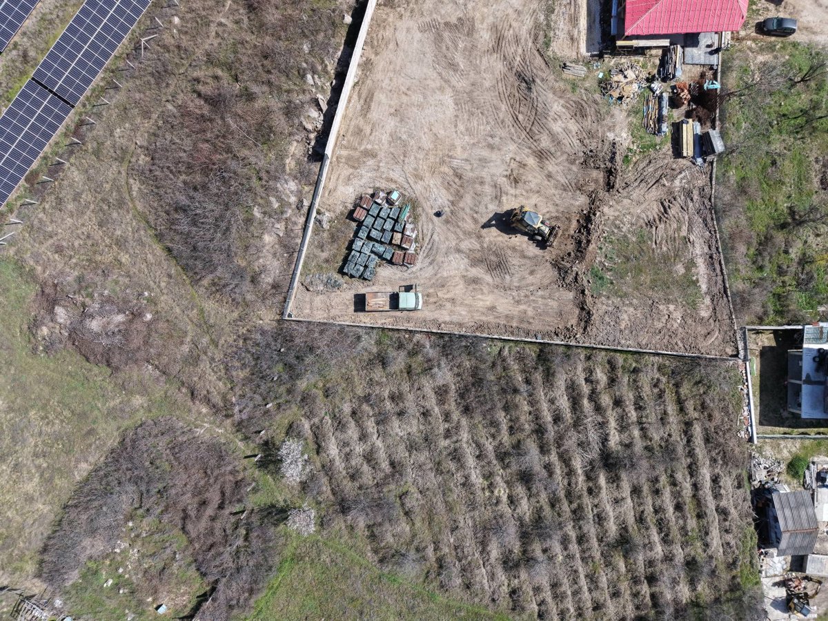 Drone 3d model of Stadium Hristo Gyulemetov Bratcigovo TetrisBau Wohncontainer Bürocontainer Tiny House Modulebau Kiosk Modulecontainer in vasil petleshkov Aerial drone 3d model in Bratsigovo, Pazardzhik, BG