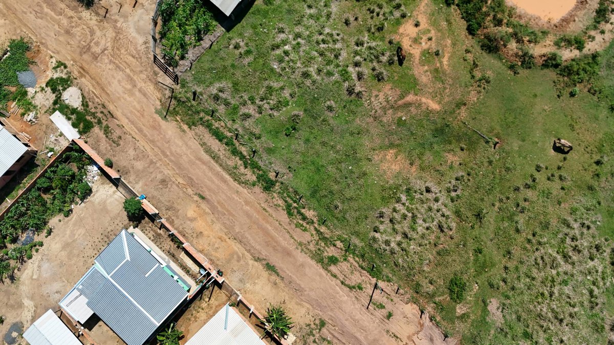 Drone 3d model of CIRETRAN de Gov DETRAN RO Campo dos peladeiros Aerial drone 3d model in Governador Jorge Teixeira, Ro, BR