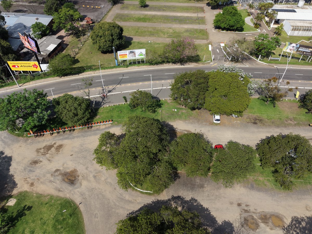 Drone 3d model of Estacionamento Anfiteatro Pôr do sol Tenda KineRun in Praia de Belas Aerial drone 3d model in Porto Alegre, Rs, BR