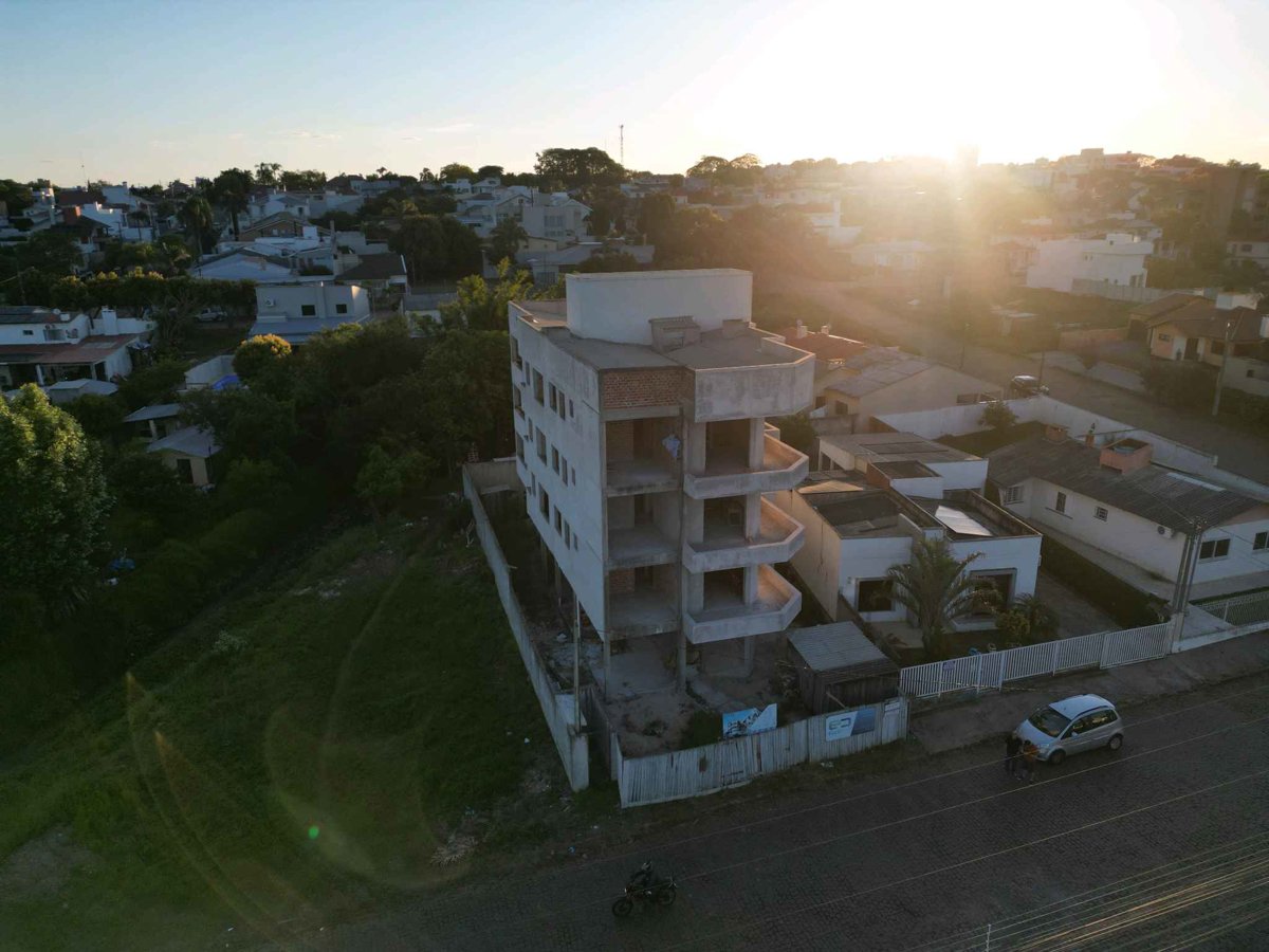 Drone 3d model of Rosso Rações SMARTFIX in Centro Aerial drone 3d model in Santiago, Rs, BR