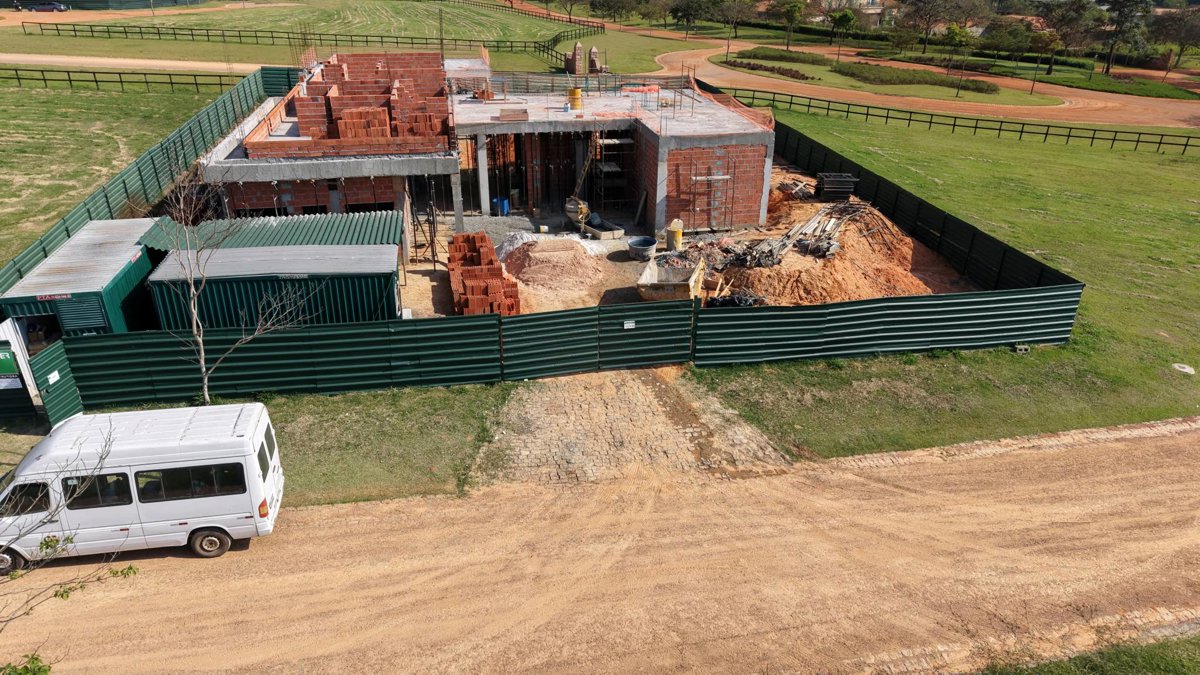 Thumbnail preview for 3D Drone Model of Administração Haras Larissa Associação Residencial Fazenda Santo Antonio in Monte Mor, São Paulo, Brazil