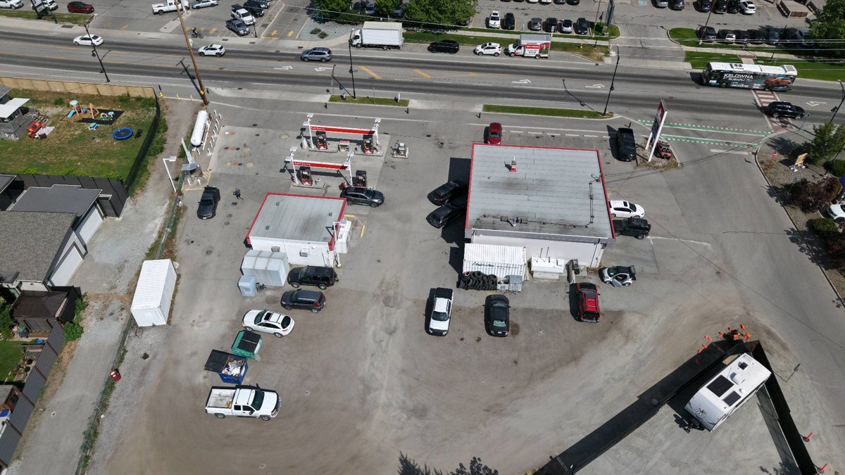 Drone 3d model of Petro Canada STRATEGIC Digital Media in North Mission - Crawford Aerial drone 3d model in Kelowna, Bc, CA