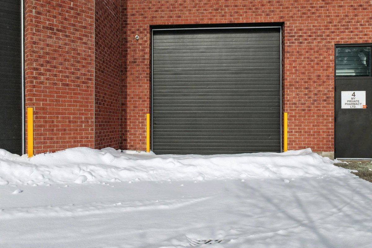 Drone 3d model of Natural Health Distribution Mississauga Wildlife Removal Aerial drone 3d model in Richmond Hill, On, CA