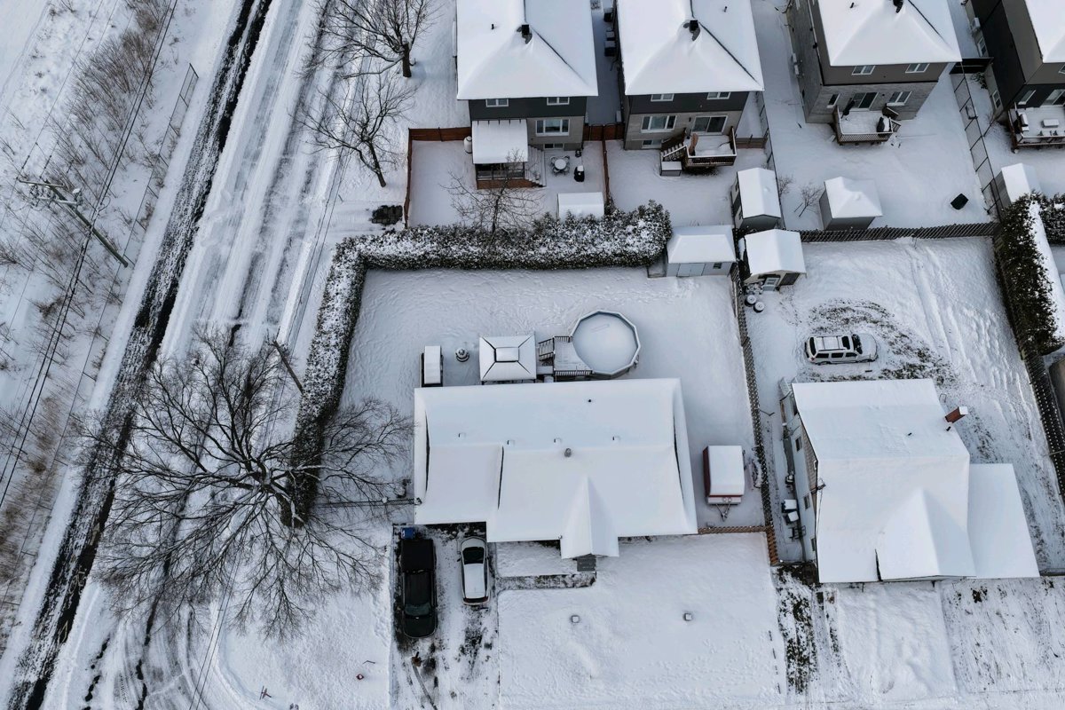 Drone 3d model of Maricourt De Kensington Westley in Saint-Hubert Aerial drone 3d model in Longueuil, Qc, CA