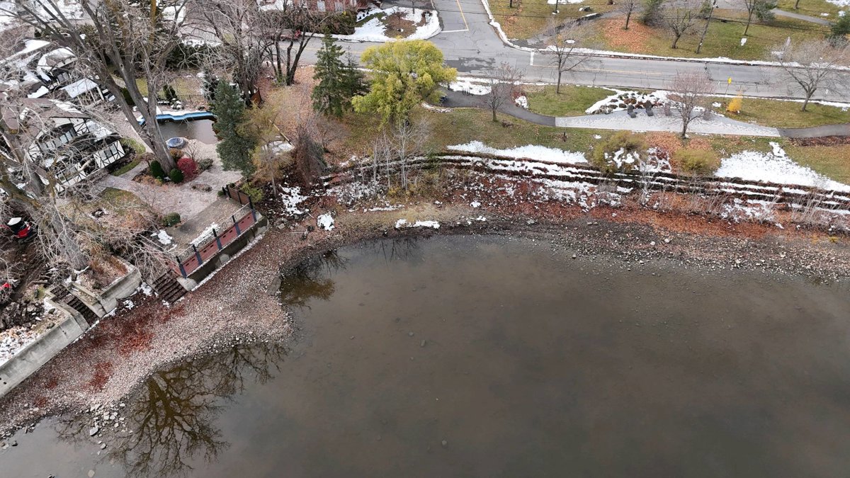 Drone 3d model of Paquin Park Kids Playground 18 months to 5 years old in Pierrefonds - Roxboro Aerial drone 3d model in Montréal, Qc, CA