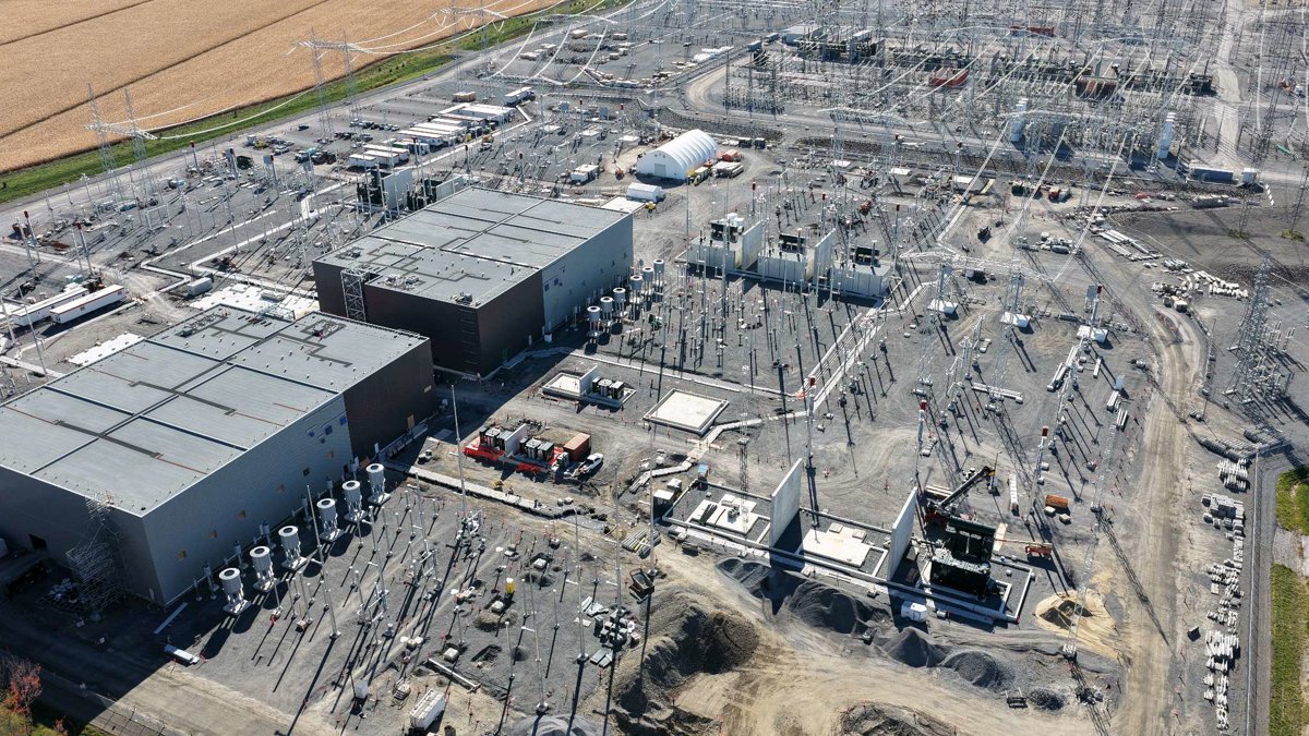 Drone 3d model of Hydro Québec Poste Châteauguay Ferme Leduc Freres Aerial drone 3d model in Saint-Étienne-de-Beauharnois, Qc, CA