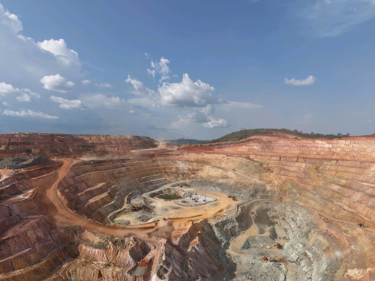 Drone 3d model of Agbaou Gold Mine BCM Agbahou Store in de daako Aerial drone 3d model in Divo, Goh Djiboua District, CI