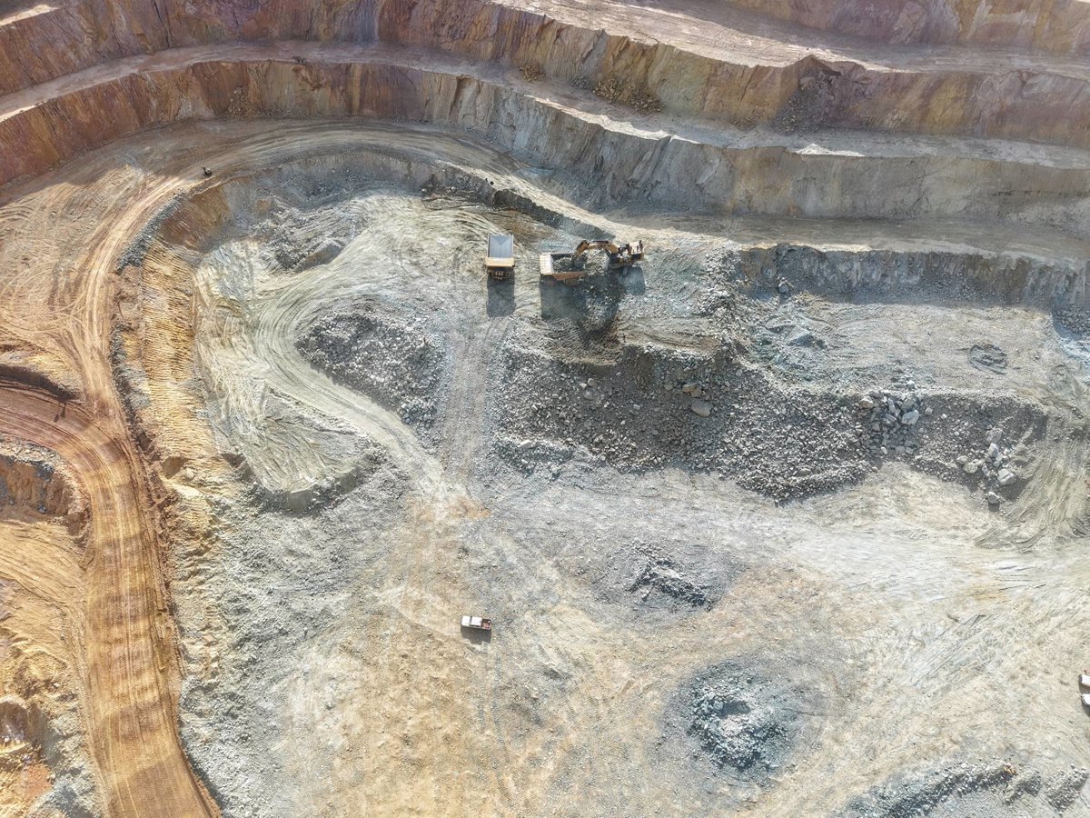 Drone 3d model of Agbaou Gold Mine BCM Agbahou Store in de daako Aerial drone 3d model in Divo, Goh Djiboua District, CI