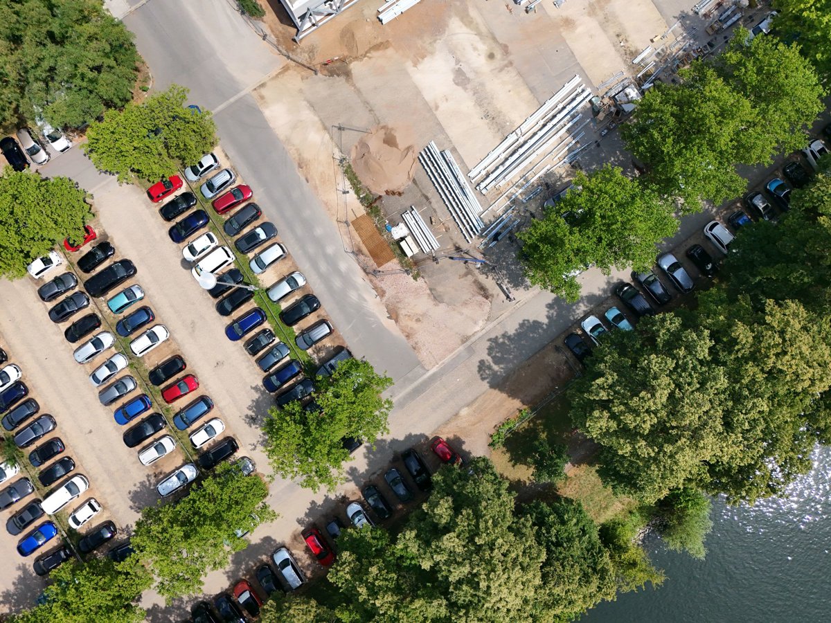 Thumbnail preview for 3D Drone Model of Unterer Wöhrd Park And Ride Parkplatz Altes Eisstadion in Regensburg, Bavaria, Germany
