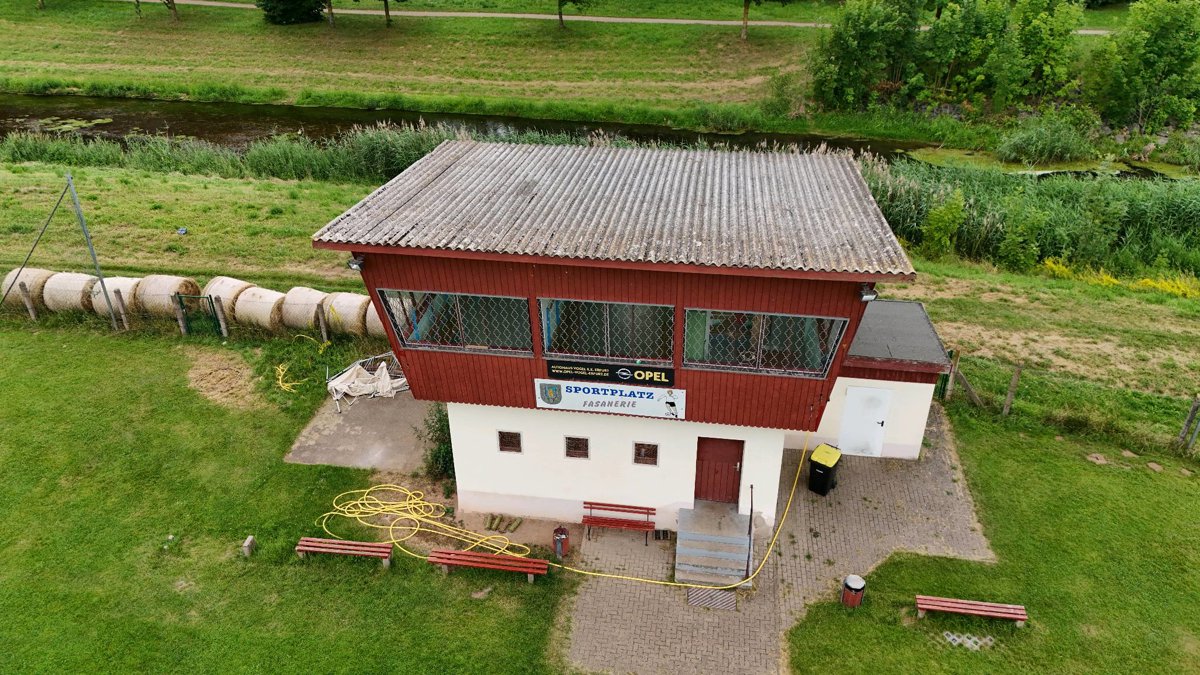 Thumbnail preview for 3D Drone Model of Sportplatz Fasanerie Kgv E V in Sondershausen, Th, Germany