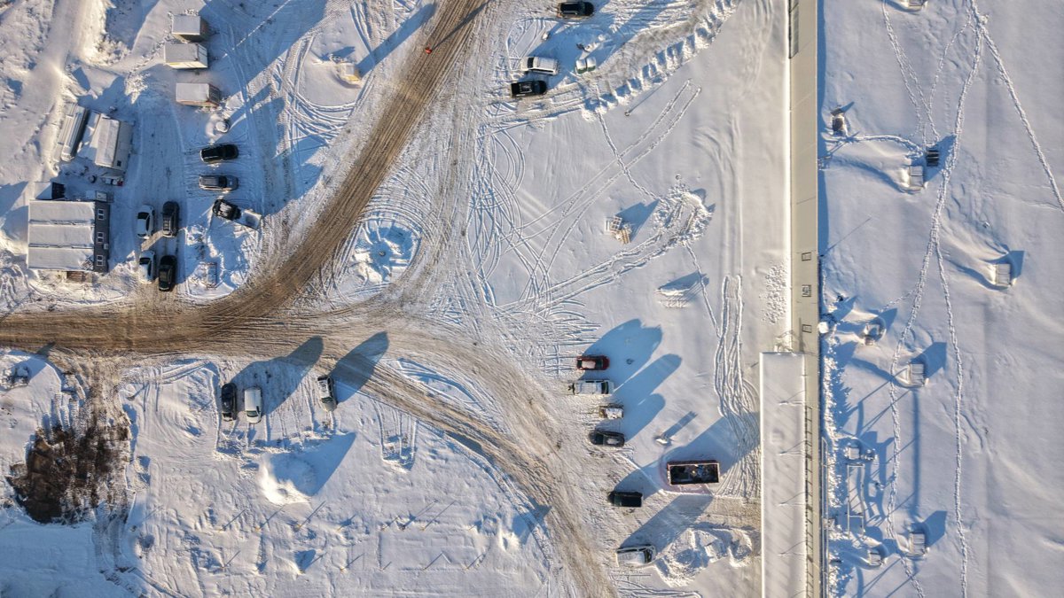 Drone 3d model of Invest ABC OÜ Efranpuhastus Tartu veerennide puhastamine tänavavakivide katuse pesemine fassadi Aerial drone 3d model in Raadi, Tartu Maakond, EE