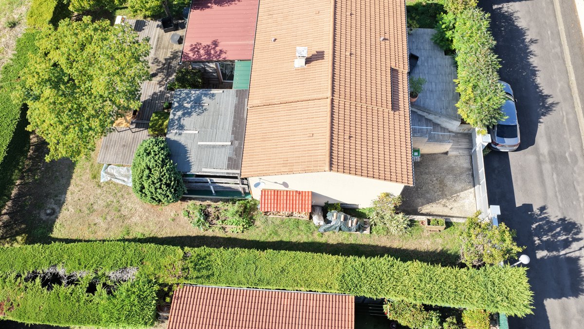 Drone 3d model of Droneservices63 Iranzo Jacques Aerial drone 3d model in Les Martres-de-Veyre, Auvergne Rhone Alpes, FR