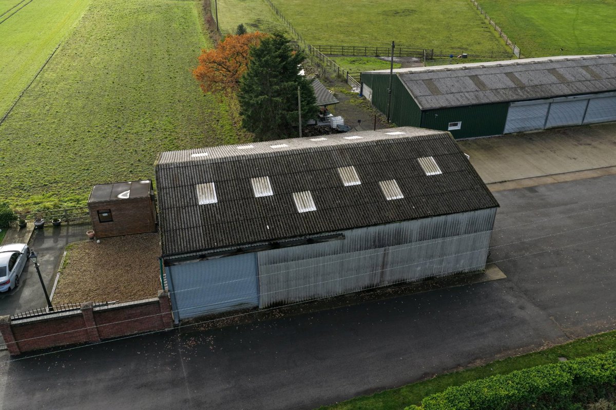 Drone 3d model of Rixton with Pre School Methodist Church Aerial drone 3d model in Glazebrook, England, GB