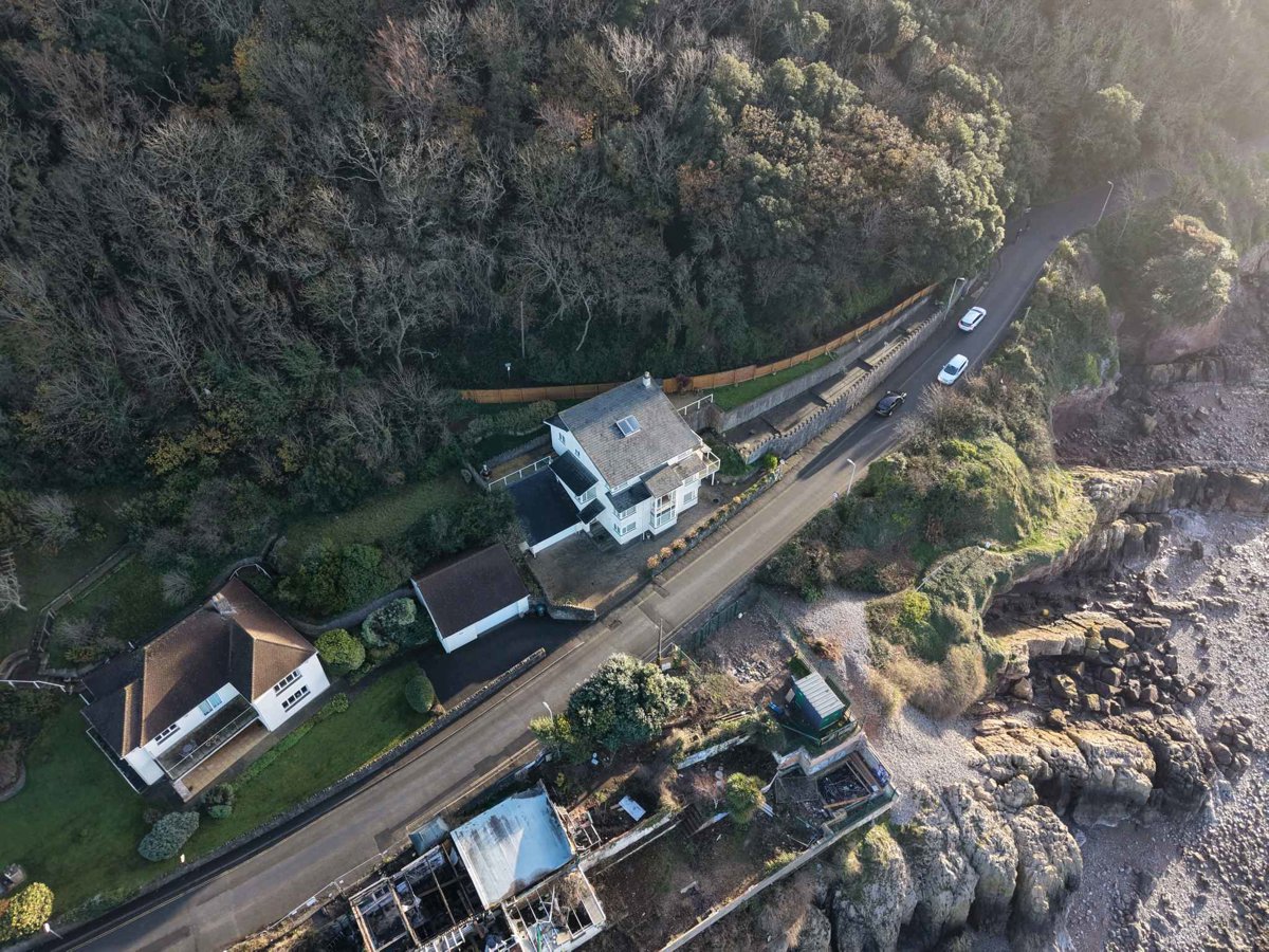 Drone 3d model of Old Toll Gate in birnbeck pier Aerial drone 3d model in North Somerset, England, GB
