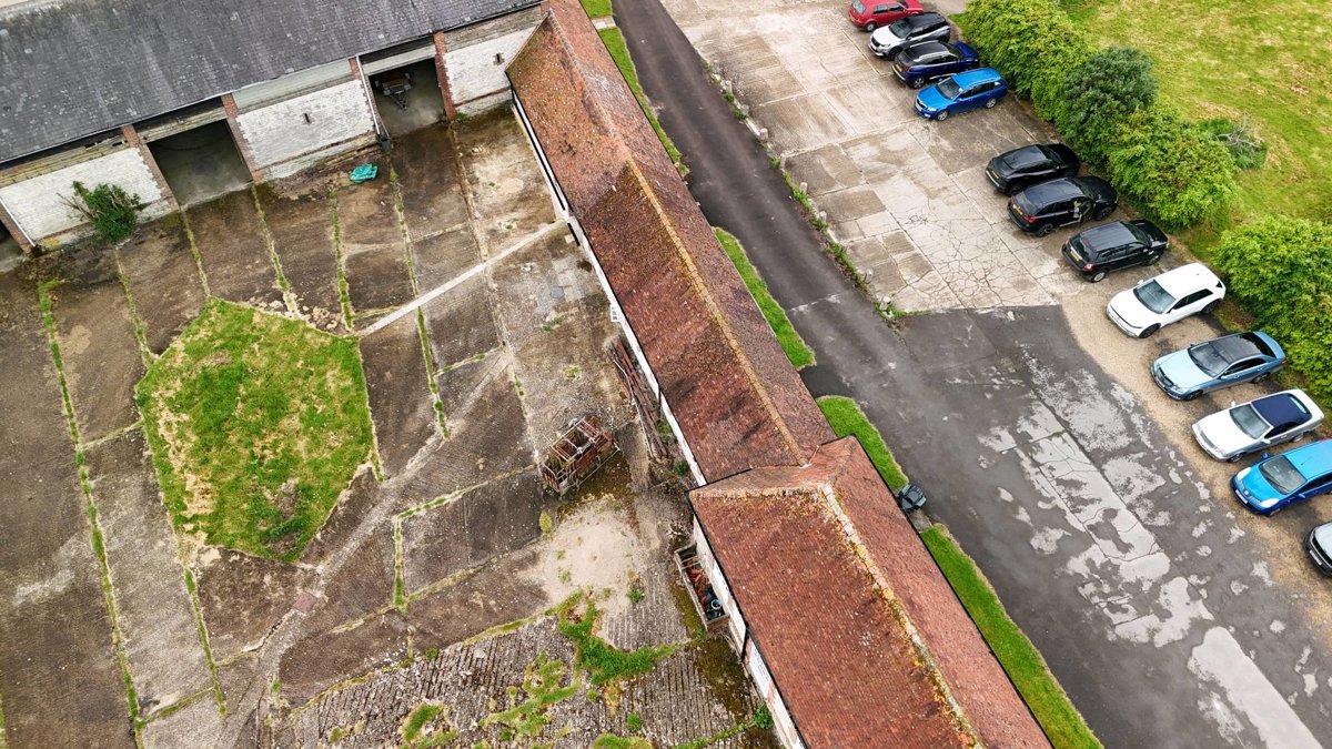 Drone 3d model of CILS Elements MGT in The Old Stables Church Farm Aerial drone 3d model in South Harting, England, GB