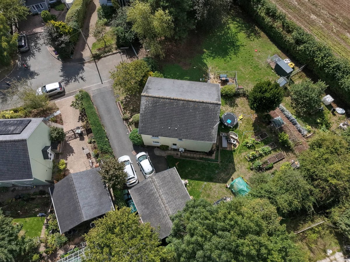 Thumbnail preview for 3D Drone Model of Deer Bee Closed in Grosmont, Wales, United Kingdom