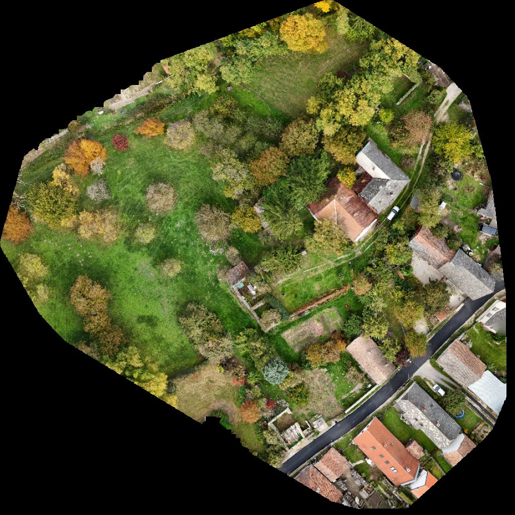 Drone map of Mókuskert Udvar Híd a Pipáshoz in ferde kemping Aerial drone map in Kapolcs, Region, HU