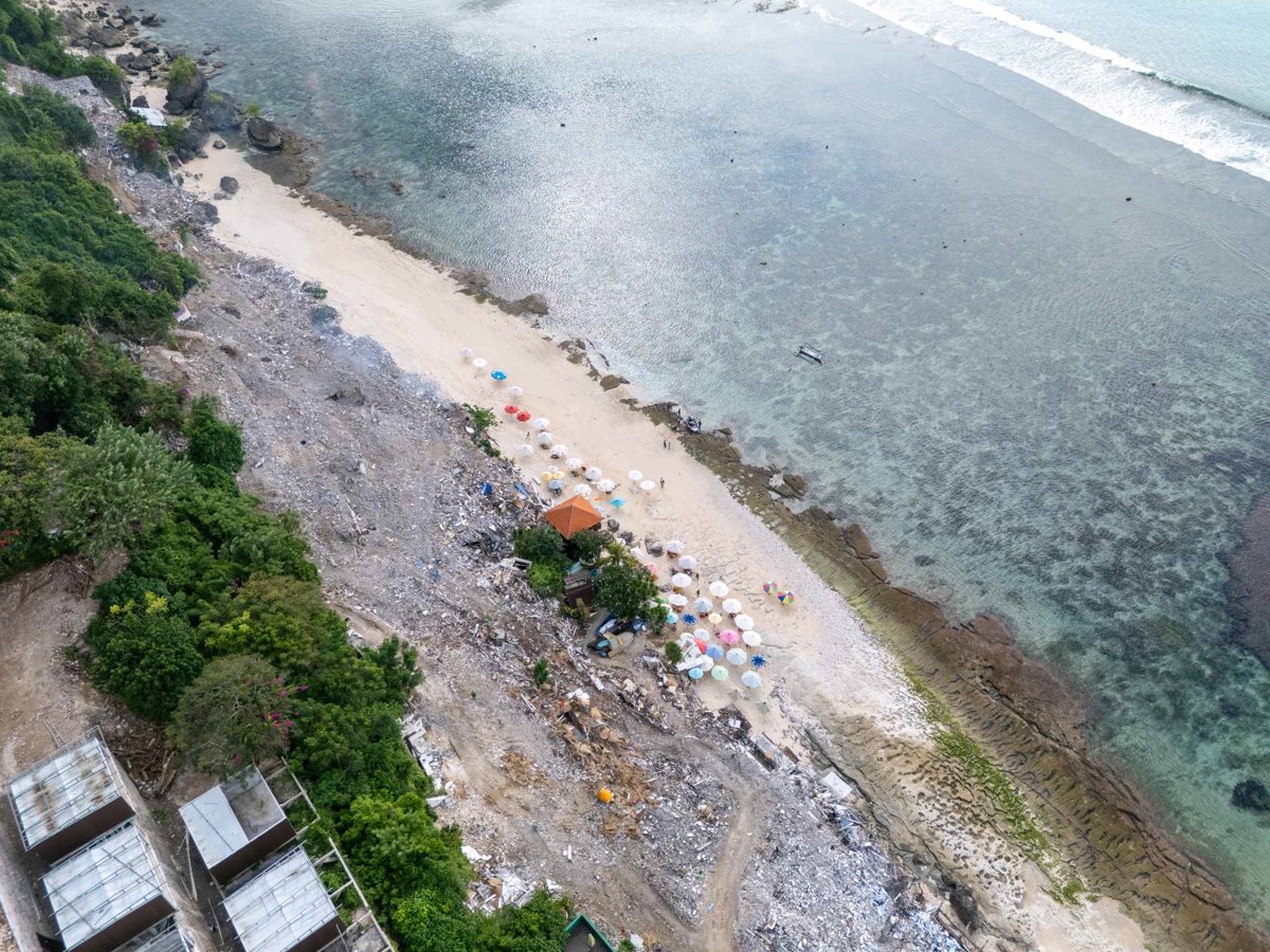 Drone 3d model of Project Uluwatu Romeo Beachfront Bungalow in endless bingin Aerial drone 3d model in Kabupaten Badung, Bali, ID