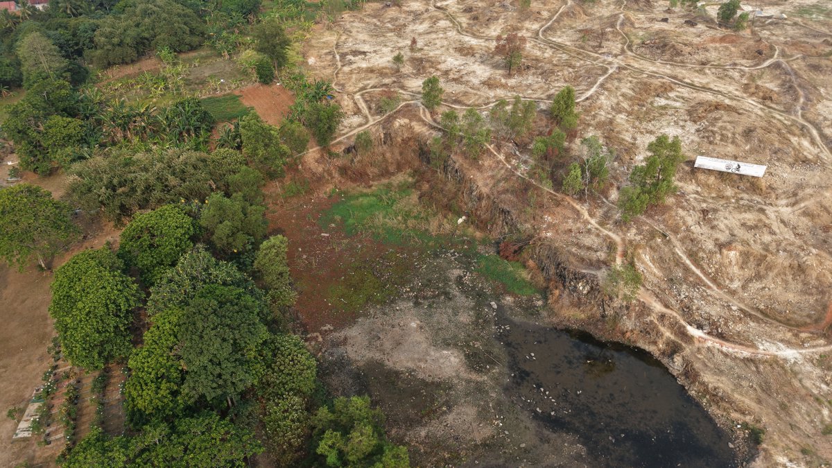 Thumbnail preview for 3D Drone Model of Saung Andyra Bukit Batu Jpg Mtb Trail Park Community in Tangerang Regency, Banten, Indonesia