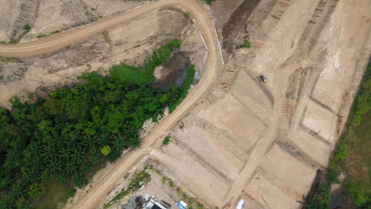 Thumbnail preview for 3D Drone Model of Sungai Ceddang Asrama Santri Mts in Wajo Regency, South Sulawesi, Indonesia