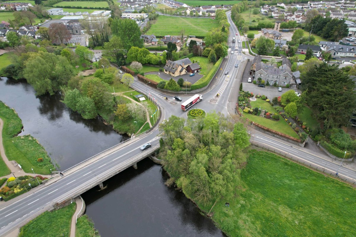 Drone 3d model of Ring Road LashNMore in Blackfriary (2nd Division) Aerial drone 3d model in Trim, Mh, IE