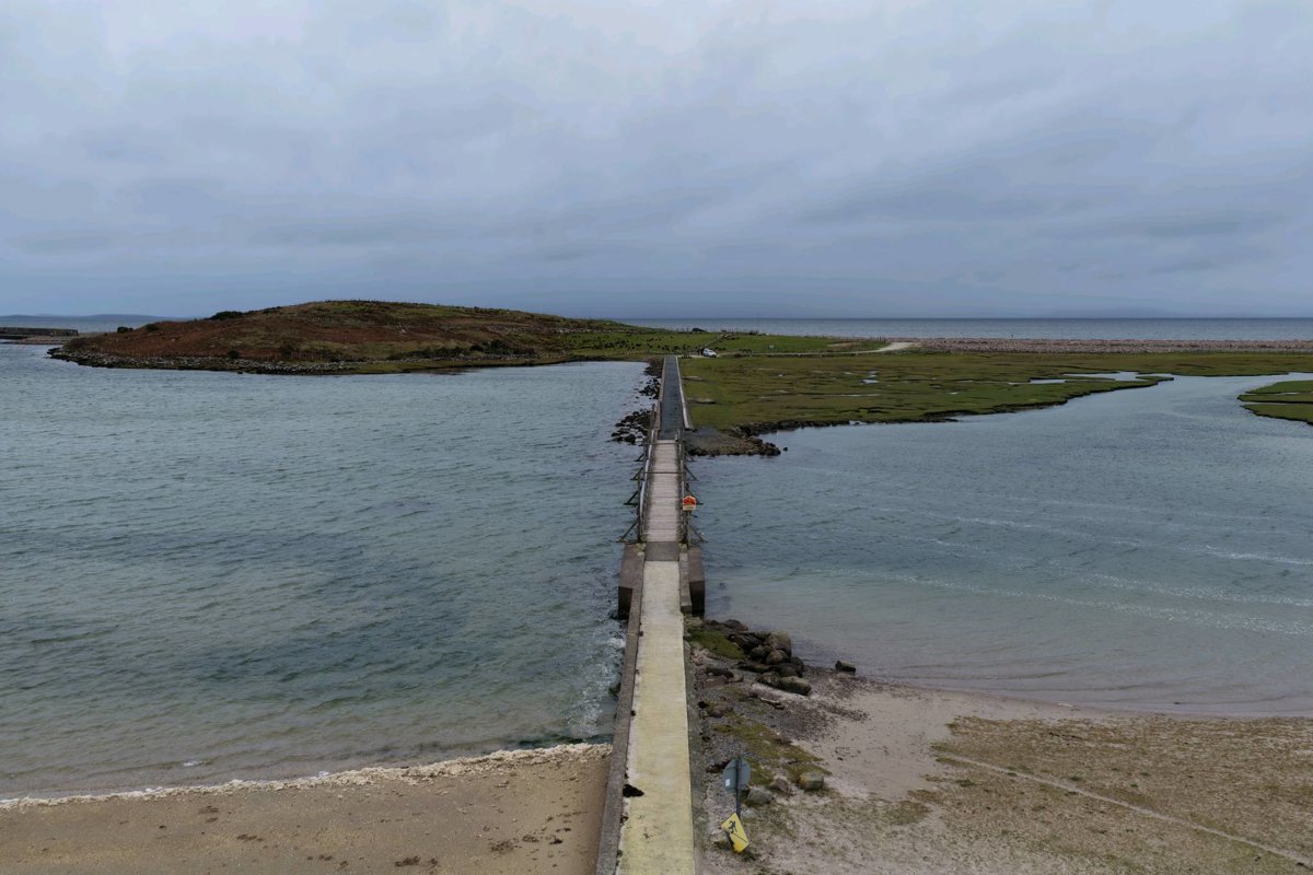 Drone 3d model of Mulranny Machair Dunes Public toilets in Cushlecka Aerial drone 3d model in Mallaranny, Mo, IE