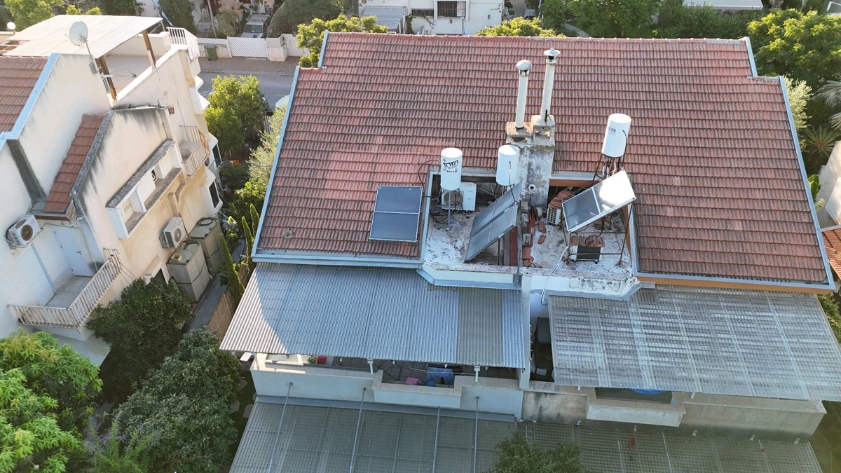 Thumbnail preview for 3D Drone Model of ליבת תקשורת בע מ איתן גרנות in Be'er Ya'akov, Center District, Israel