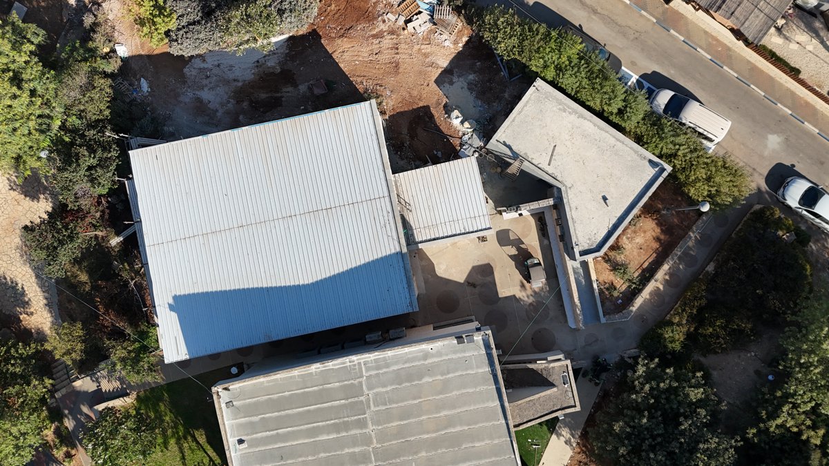 Drone 3d model of נוף מרים וילה ויליז ן in בע מ Aerial drone 3d model in Hazon, North District, IL