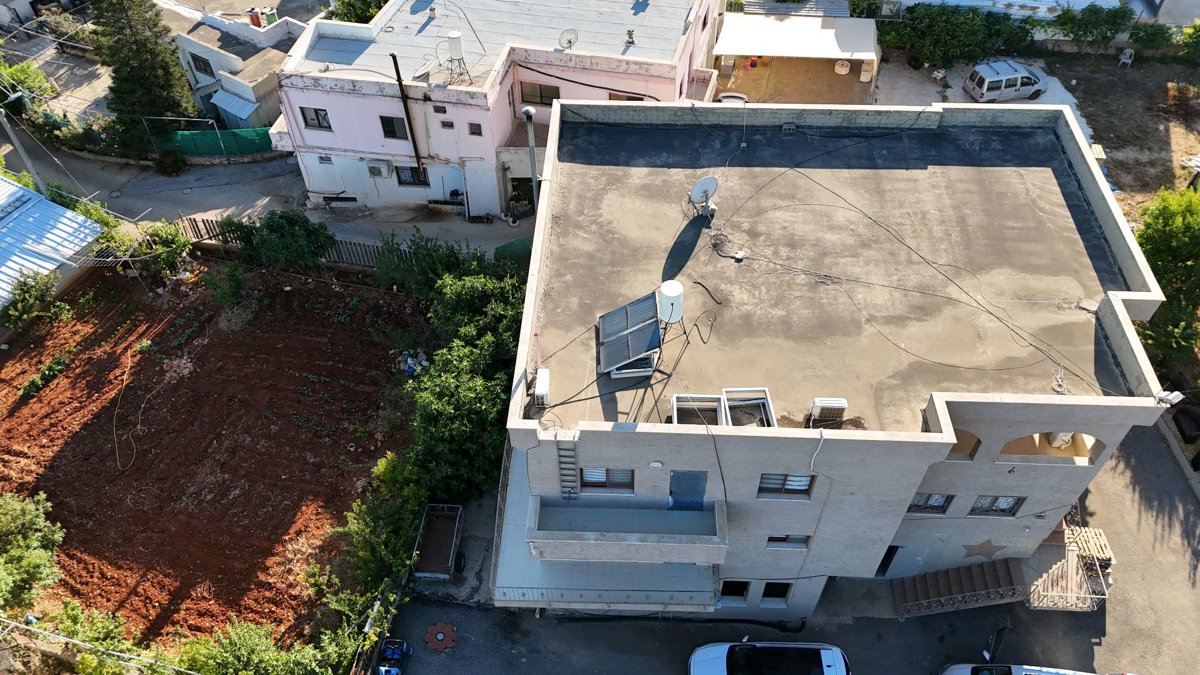 Thumbnail preview for 3D Drone Model of מרקט הר חלוץ כיסרא ד ר סלימאן עבדאללה in Kisra Sume'a, North District, Israel