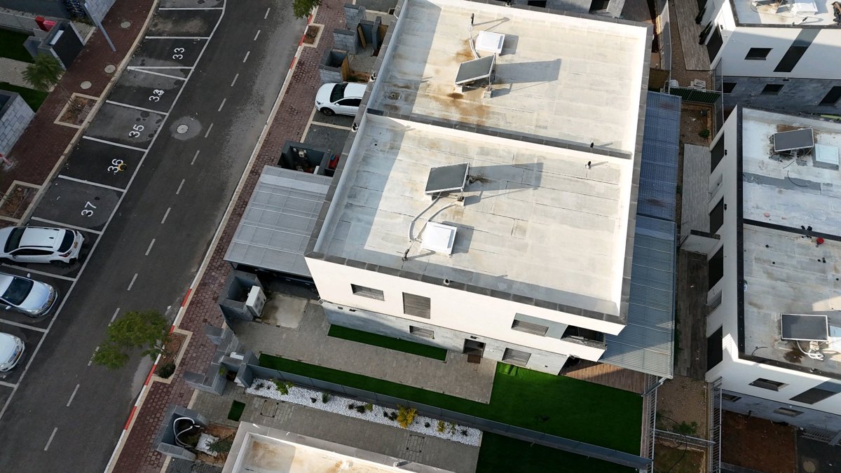 Drone 3d model of מתנ ס ספיר ישיבת מעלות התורה והאמונה Aerial drone 3d model in Ma'alot-Tarshiha, North District, IL