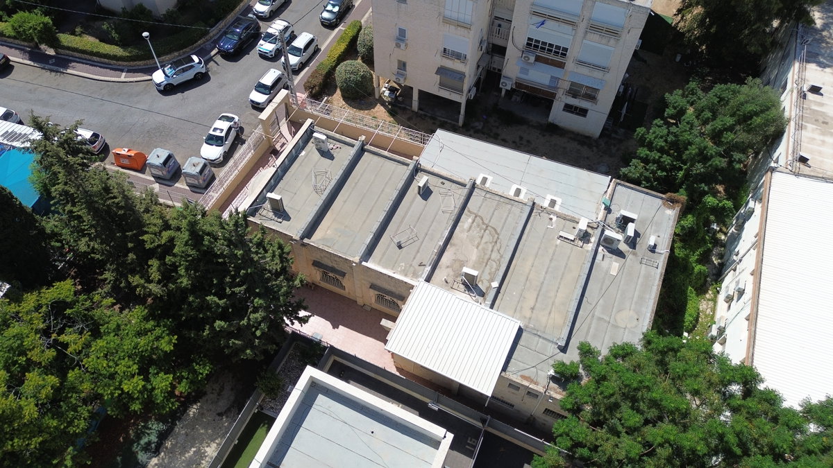 Drone 3d model of גן ילדים האורן בית הכנסת מאיר in בית מרקחת Aerial drone 3d model in Nahariyya, North District, IL