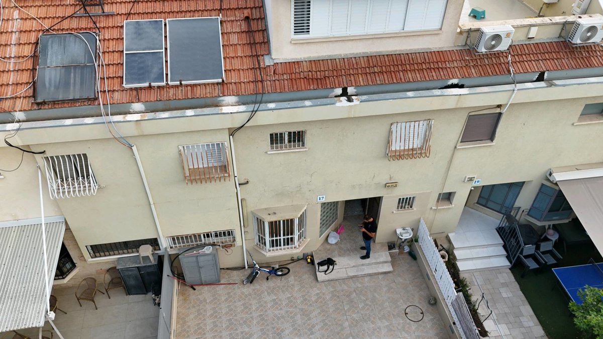 Thumbnail preview for 3D Drone Model of בית הארחה הארז Airport Guest House שיג לוגיסטיקה in Or Yehuda, Tel Aviv District, Israel