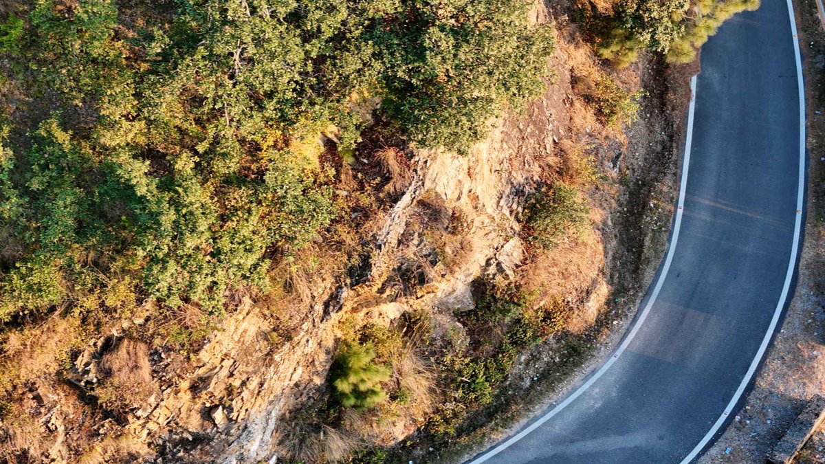 Drone 3d model of Central Himalayan Rural Action Group CHIRAG Nainital Uttarakhand India Aerial drone 3d model in Simyal Gaon, Uk, IN