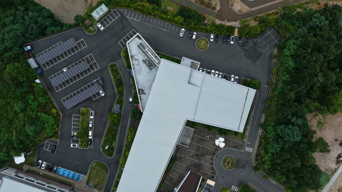Thumbnail preview for 3D Drone Model of 카페모두강원진로교육원점 강원진로교육원 in Sokcho Si, Region, South Korea