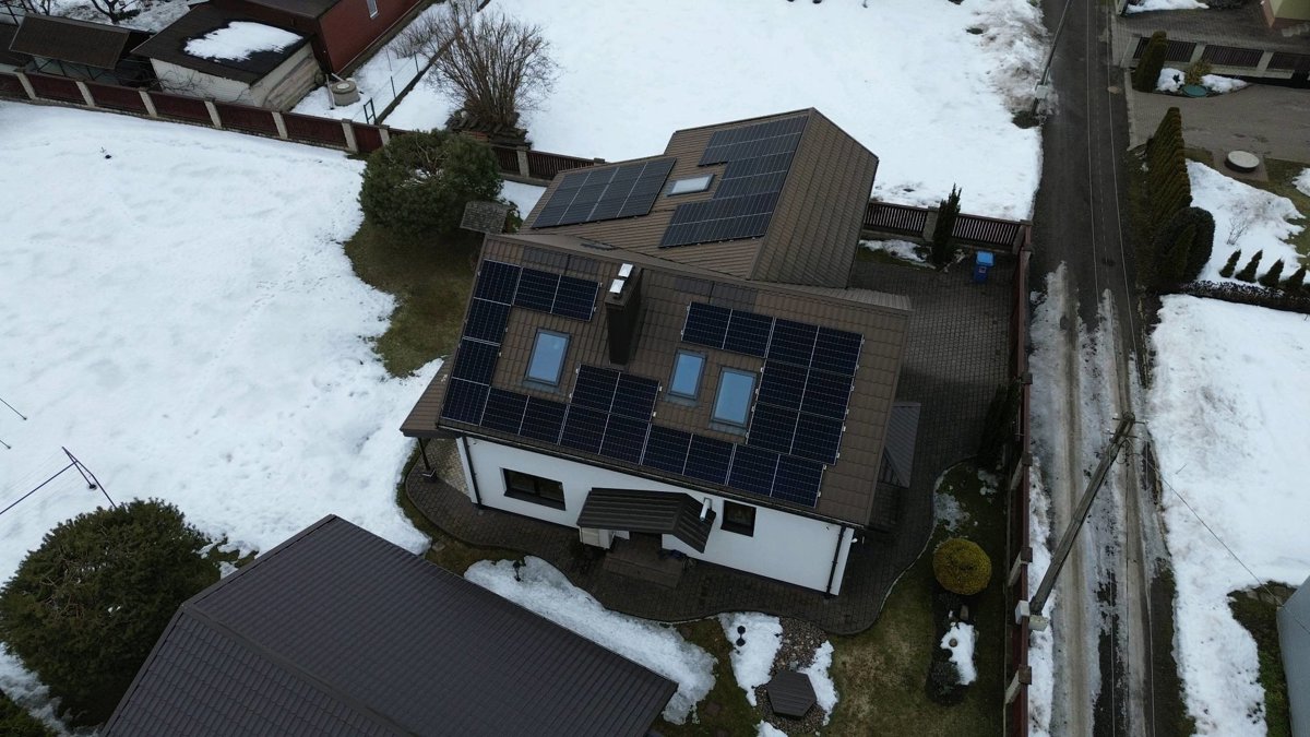 Drone 3d model of Buhalterija Kaune INNGA Aerial drone 3d model in Bijūnai, Kauno Apskritis, LT