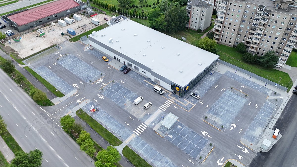 Drone 3d model of Lidl Charging Station Aerial drone 3d model in Kaunas, Kauno Apskritis, LT