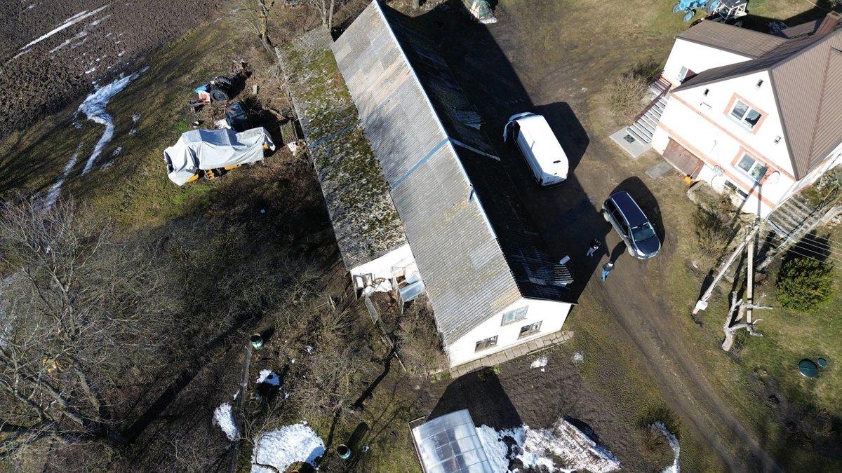Drone 3d model of Aistiškių biblioteka laisvalaikio salė in senosios kapinės Aerial drone 3d model in Aistiškiai, Marijampoles Apskritis, LT