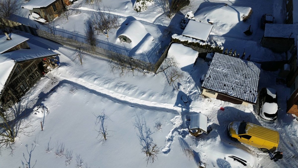 Drone 3d model of Ponas akmuo Šiaulių aikštelė Antkapiniai paminklai in ginkūnų kapinių Aerial drone 3d model in Šiauliai, Siauliu Apskritis, LT