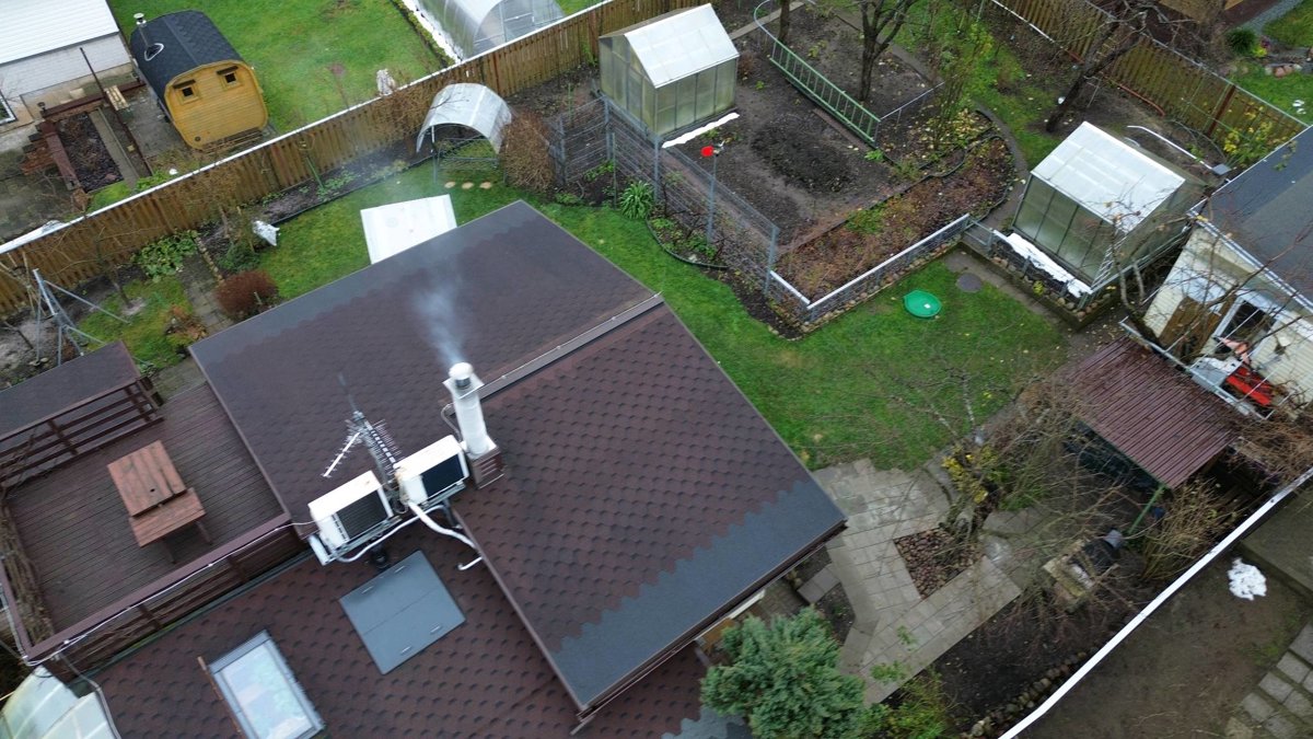 Drone 3d model of Don Villos Logasta in s b vėtrungė Aerial drone 3d model in Beržiškių k, Vilniaus Apskritis, LT