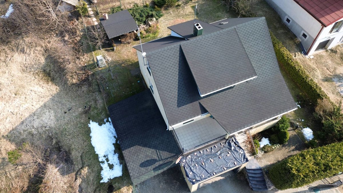 Drone 3d model of Brolių sodyba Raudonės kaimas Vaikų žaidimų aikštelė in sodyba prie balčio Aerial drone 3d model in Raudonė, Vilniaus Apskritis, LT