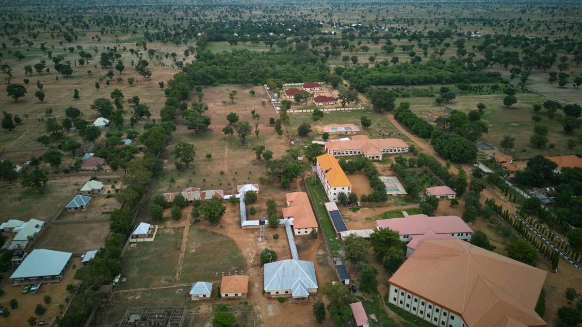 Thumbnail preview for 3D Drone Model of Eyn Dispensary National Headquater Kwarhi in Marraraba, Ad, Nigeria