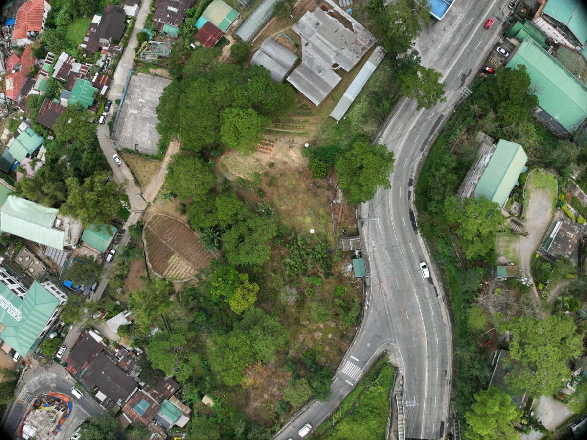 Drone 3d model of 2 Bedroom Apartment near Burnham Park Room in Transient 205 Quadruple in police regional office Aerial drone 3d model in Baguio, Car, PH
